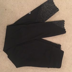 Lululemon “tight stuff” yoga pants
